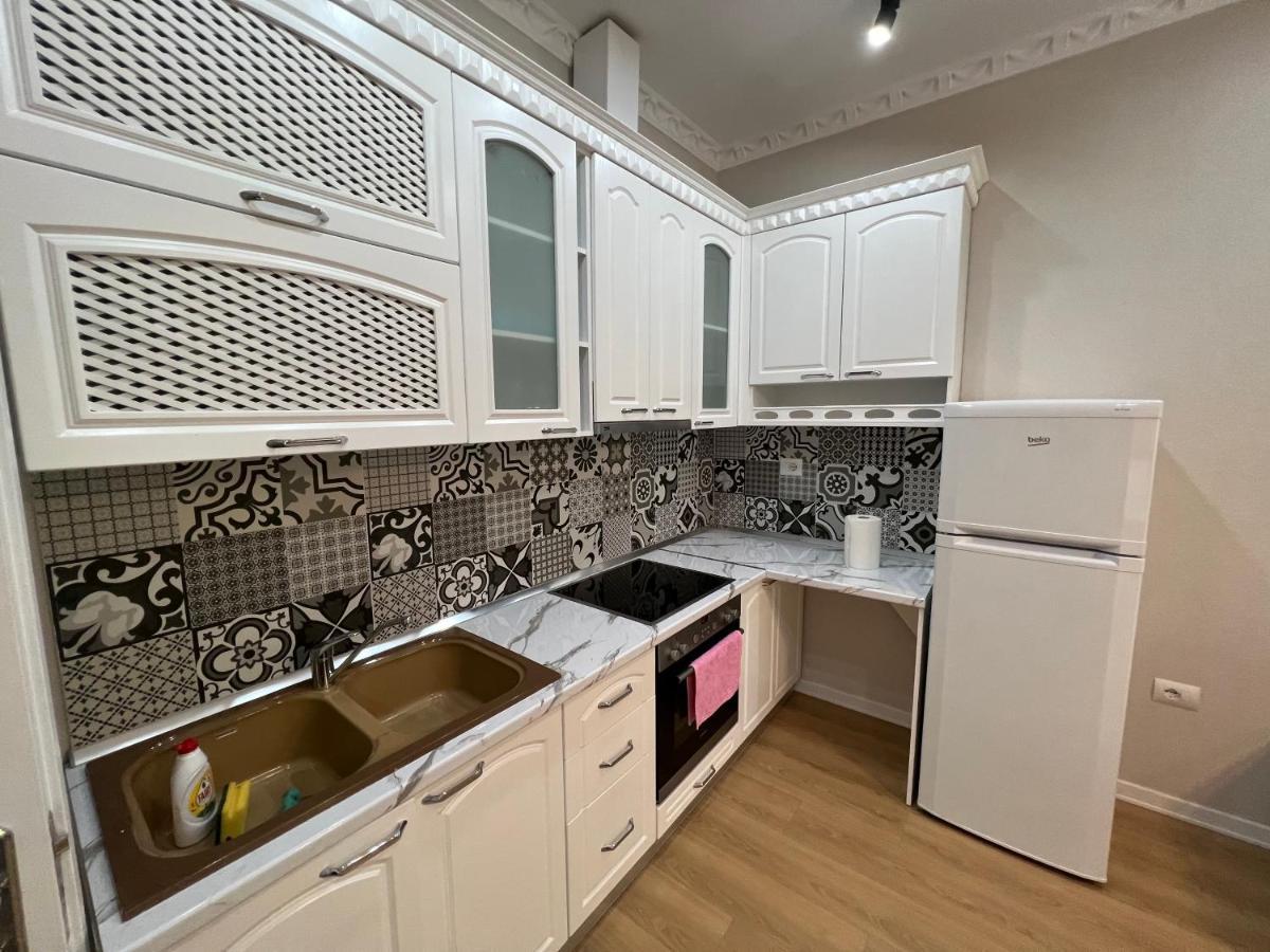 Leti Apartaments 21 Dhjetori Sc Тирана Екстериор снимка