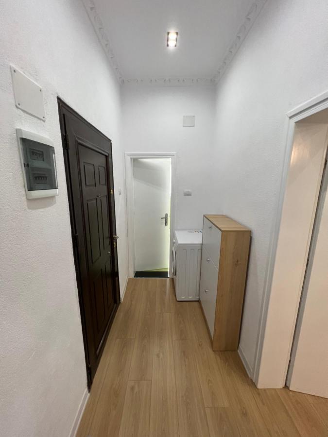 Leti Apartaments 21 Dhjetori Sc Тирана Екстериор снимка